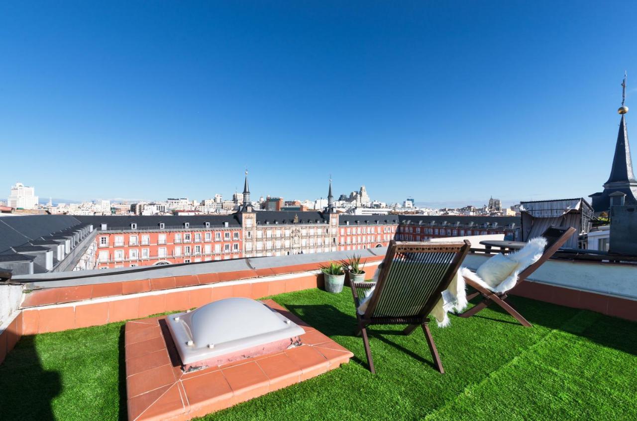 Historic Penthouse Plaza Mayor In Madrid Exterior photo